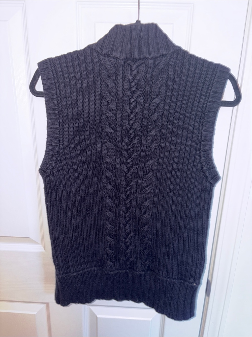 Juicy Couture Black Quilted Puffer Vest with Rib Knit Collar and Knit Back - Picture 4 of 5